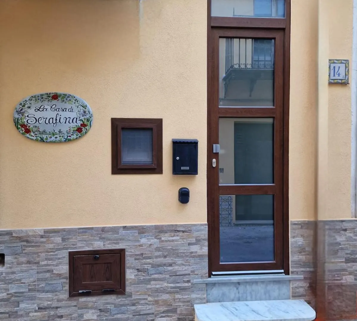 Affittacamere La Casa Di Serafina Santo Stefano di Camastra Italia